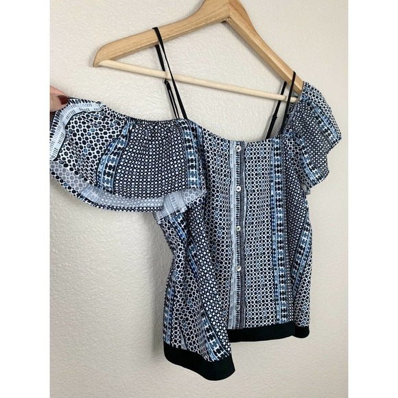 Greylin Keeley Cold Shoulder Button Front Crop Top - Picture 3 of 6